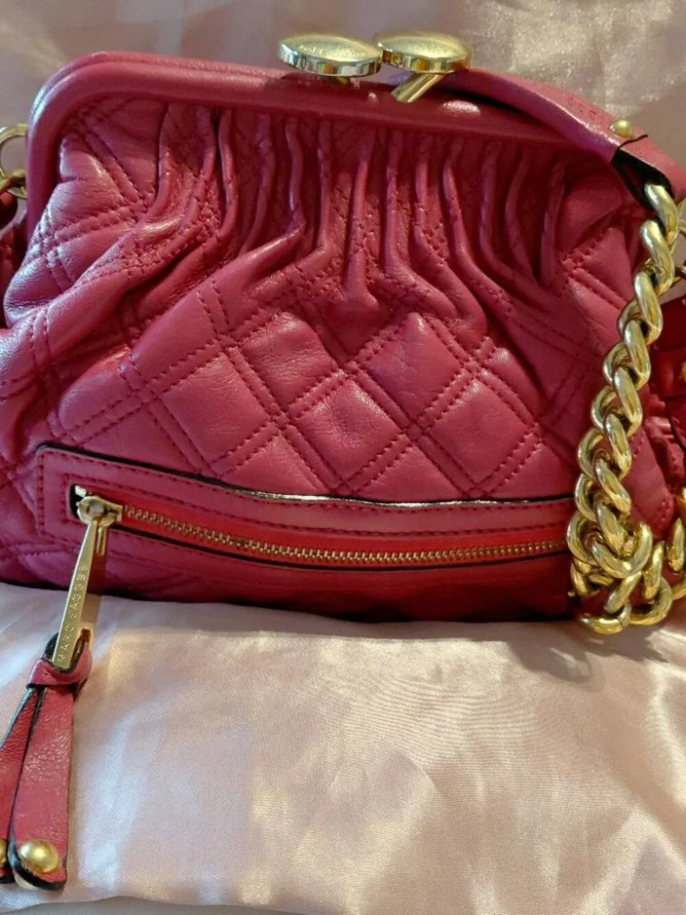 Marc Jacobs features quilted